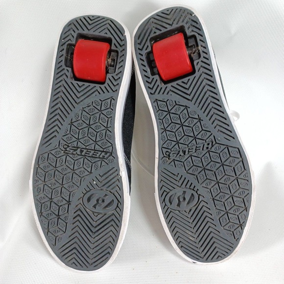 Heelys Pro 20, Skate Shoes Black/Red/White (Youth Size 4) main image 5